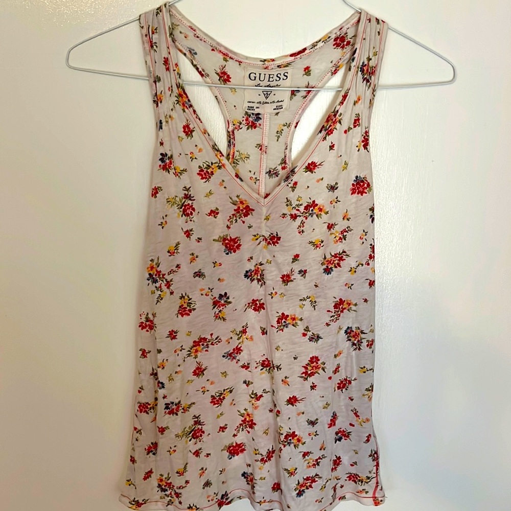 Guess tank
